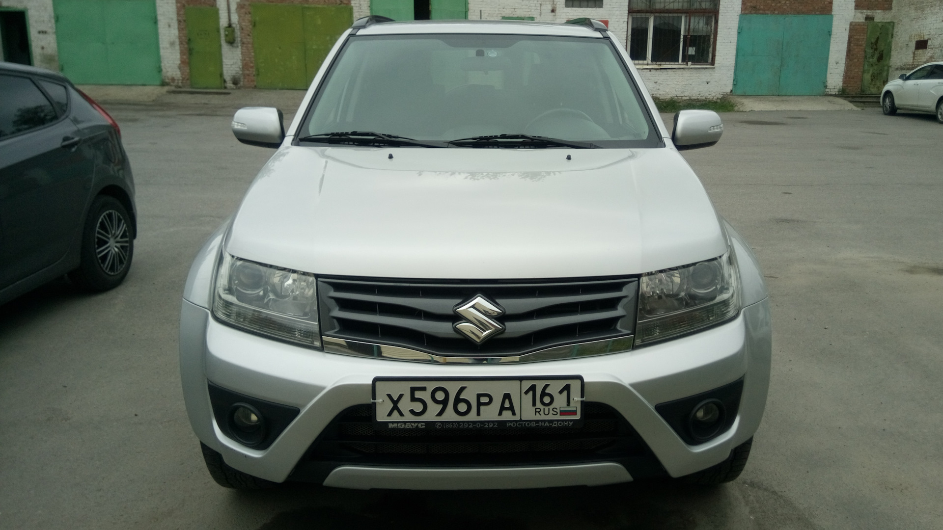 Suzuki Grand Vitara (2G) 2.4 бензиновый 2012 | 2.4 АТ JLX-E 