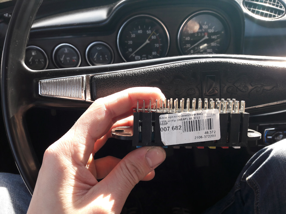 евро монтажный блок предохранителей 2106 — Lada 21063, 1,3 л, 1986 года ...