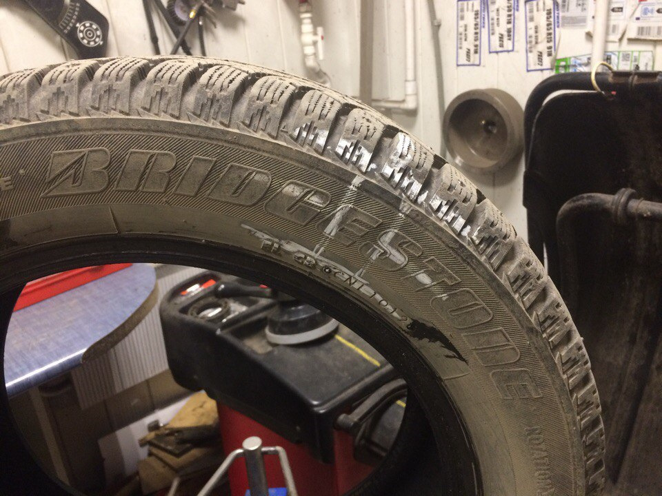 Ремонт покрышки Bridgestone IceCruiser 7000 195/60/15 — Toyota Corolla ...