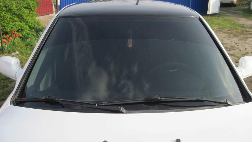 Девушки тоже тонируют) — Lada Приора седан, 1,6 л, 2010 года | стайлинг ...