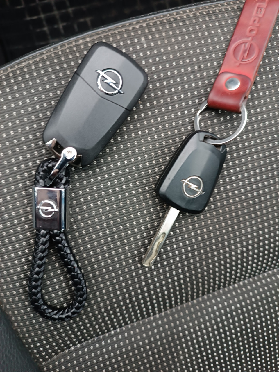 Фото в бортжурнале Opel Astra H