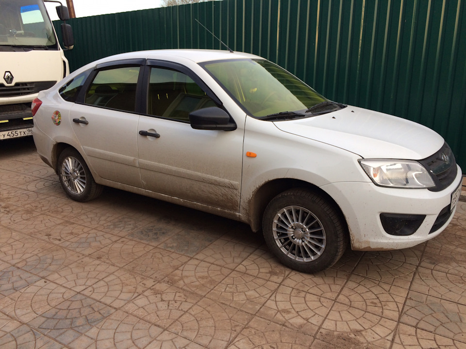 SKAD R14 on the GL) — Lada Гранта Лифтбек (1G), 1,6 л, 2016 года ...