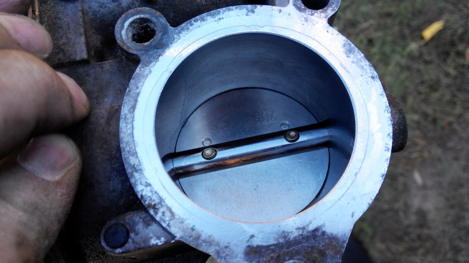 Чистка дроссельной заслонки — Peugeot 307, 1,6 л, 2001 года | своими ...