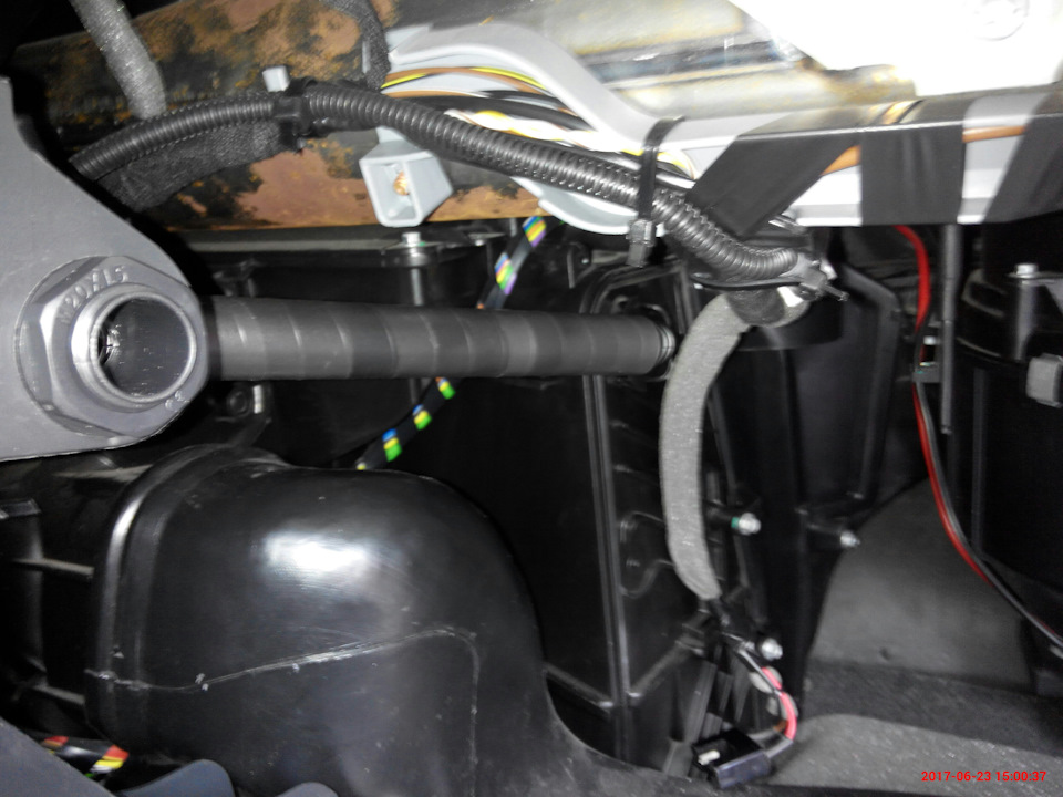 Охлаждаемый перчаточный ящик. Часть 2. Попытка победить свист. — Opel ...