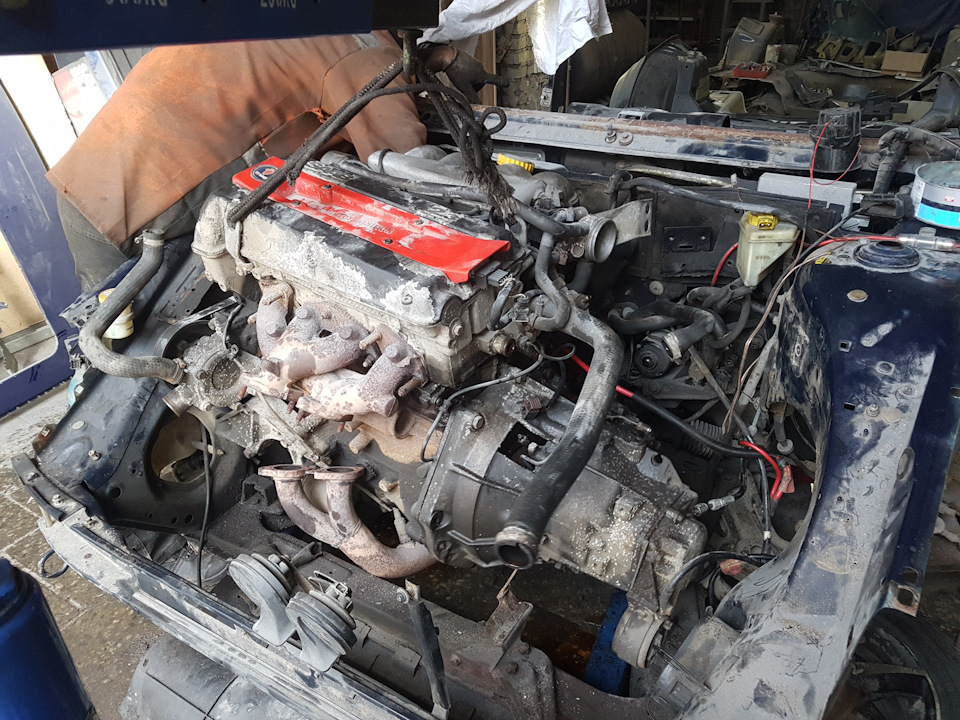 Демонтаж двигателя — Saab 9000, 2,3 л, 1994 года | своими руками | DRIVE2