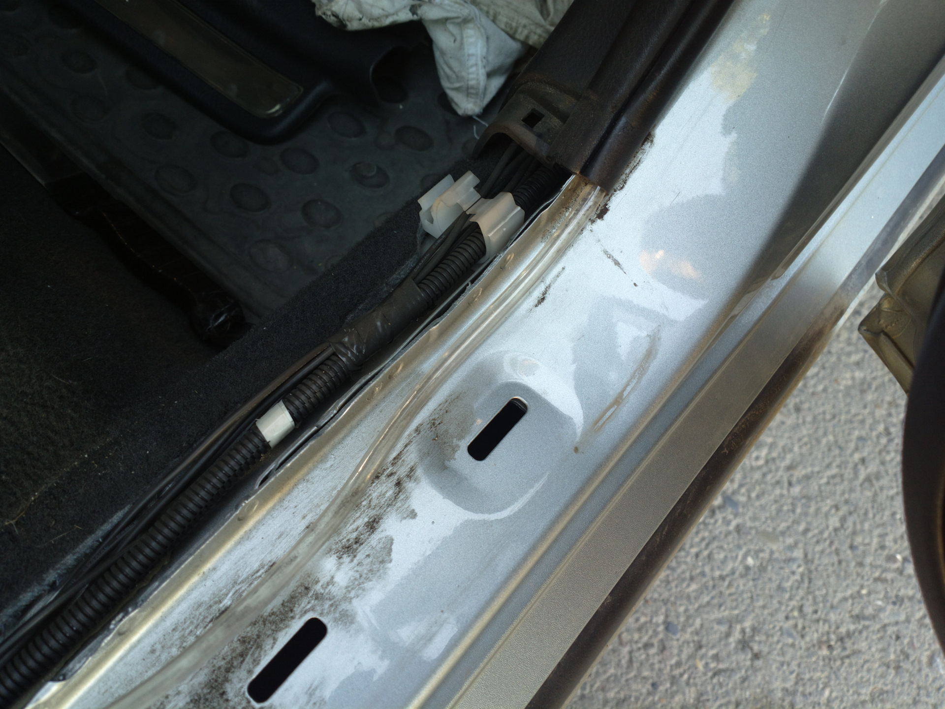 Доработка дверных уплотнителей. — Toyota Avensis II, 1,8 л, 2008 года ...