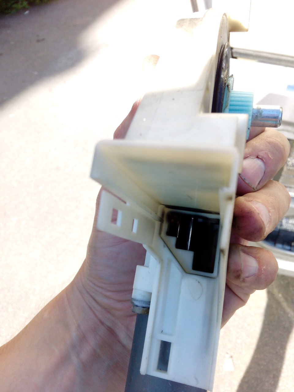 Как поднять стеклоподъемник на С4 без двигателя) — Citroen C4 VTS, 2 л ...