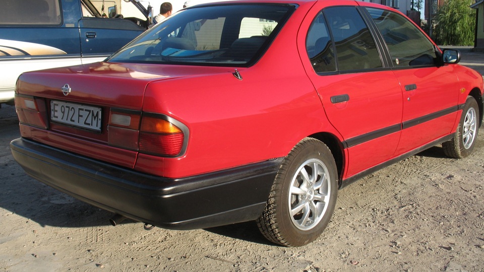 Nissan Primera (P10) 1.6 бензиновый 1994 1.6 SLX на DRIVE2