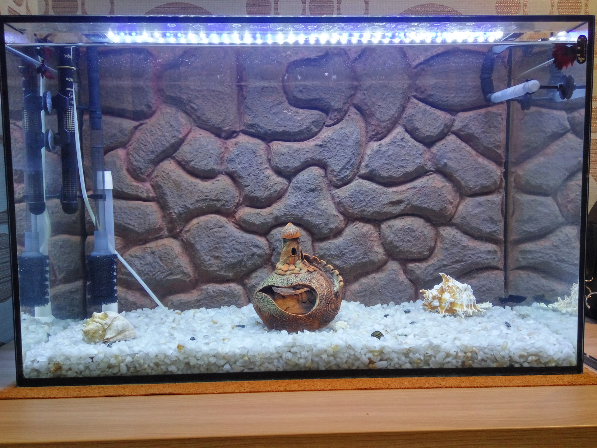 Задний фон для аквариума из пенопласта