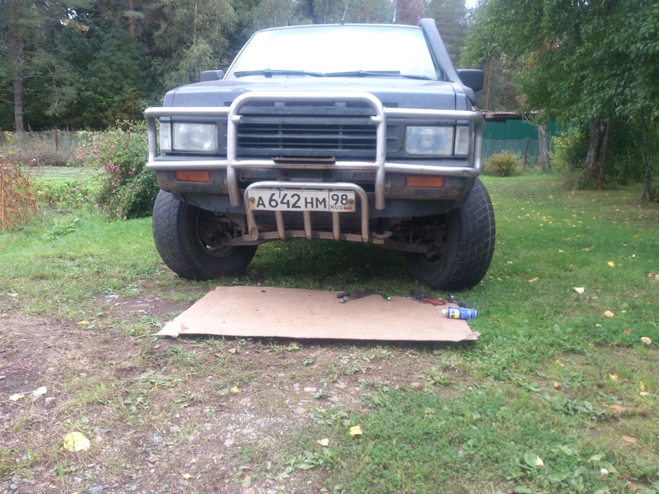 Средняя тяга трапеции — Nissan Terrano I, 2,7 л, 1991 года | своими ...