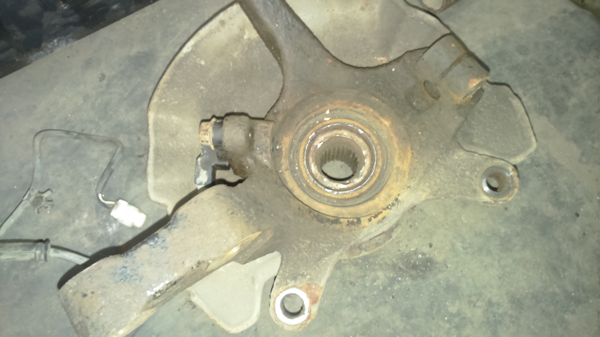 Подшипник передний ваз 2107. Замена подшипника минск. Подшипники двигателя минск 125. Замена заднего ступичного подшипника приора. Замена подшипника минск.