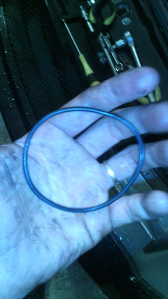 Замена прокладки трамблера — Daewoo Nexia (N150), 1,5 л, 2009 года ...