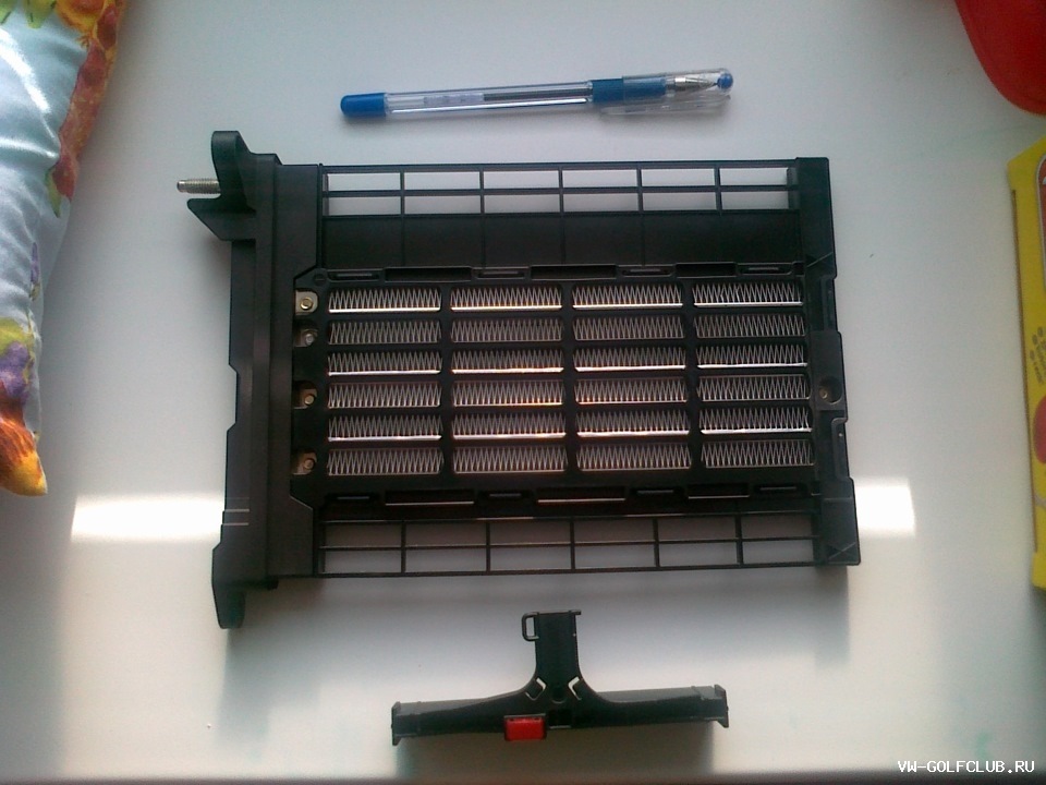 сам РТС и корпус плоского разъема — Volkswagen Golf Mk7