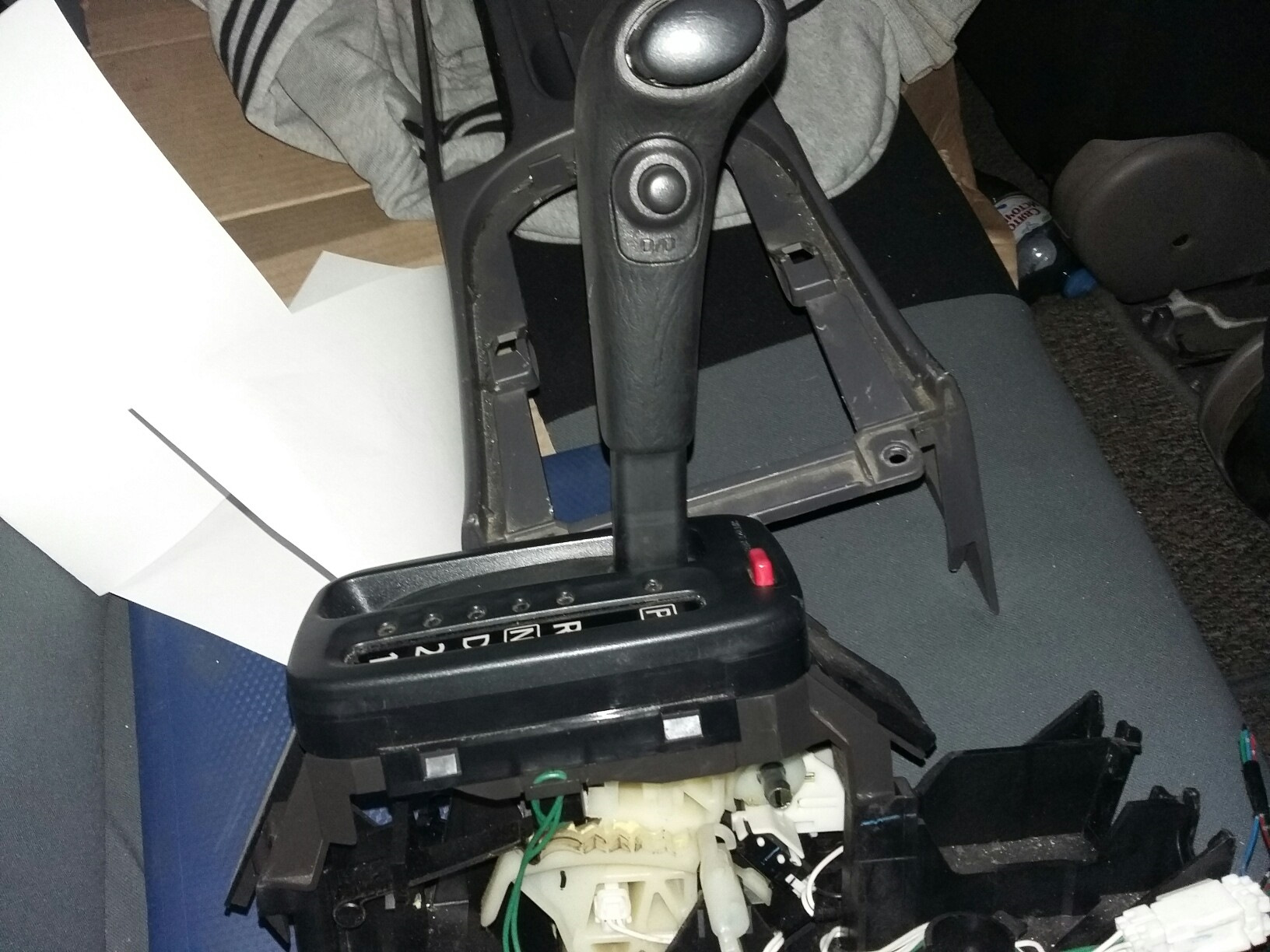 Селектор 220. Как заменить селектор акпп. Селектор акпп патрол 60. Соната тагаз 2. Шток селектор а акпп рав4 2024.