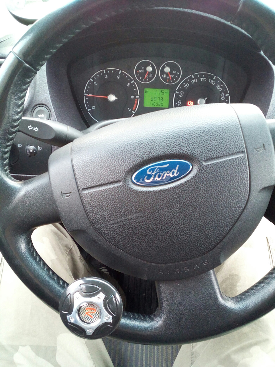 Как снять руль на форд фьюжн 1.6 Грибок или лентяйка на руль - Ford Fusion, 1,4 л, 2007 года аксессуары DRIVE2