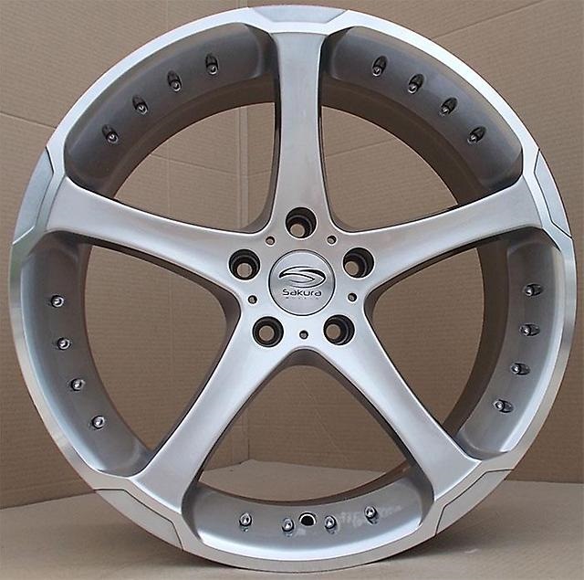 Новые диски 5 150 r18 sakura wheels белые фото