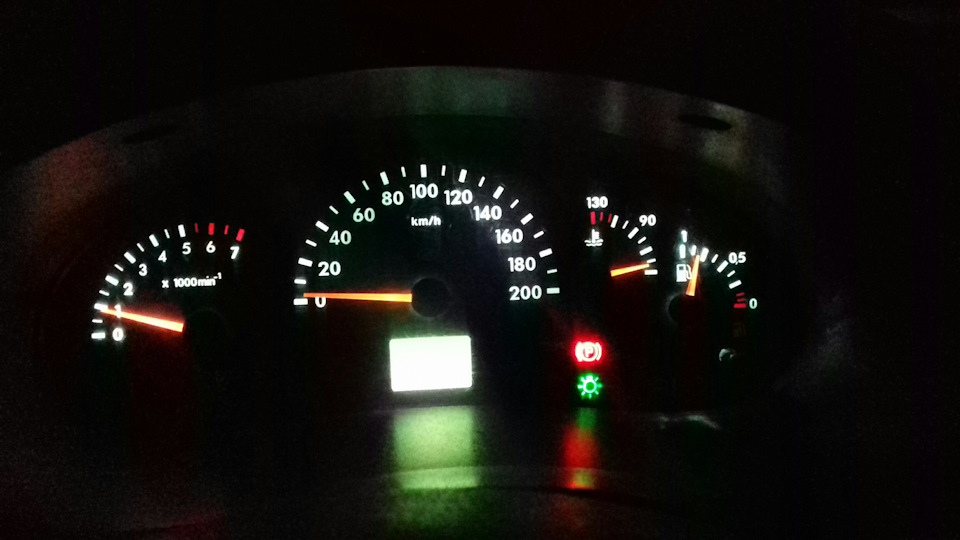 Замена заводской подсветки приборной панели — Lada Калина седан, 1,6 л ...