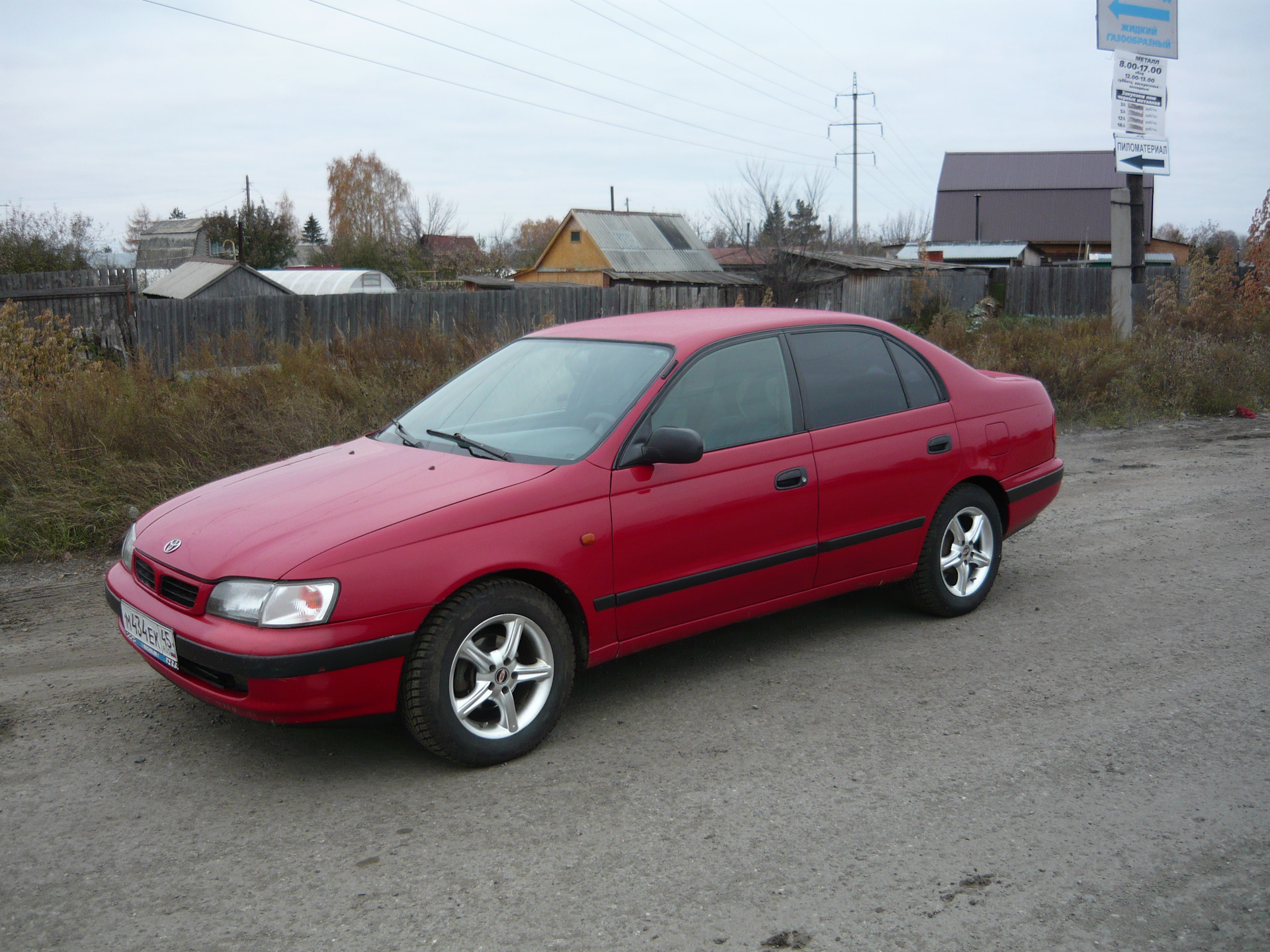 Toyota Carina ные Карина е