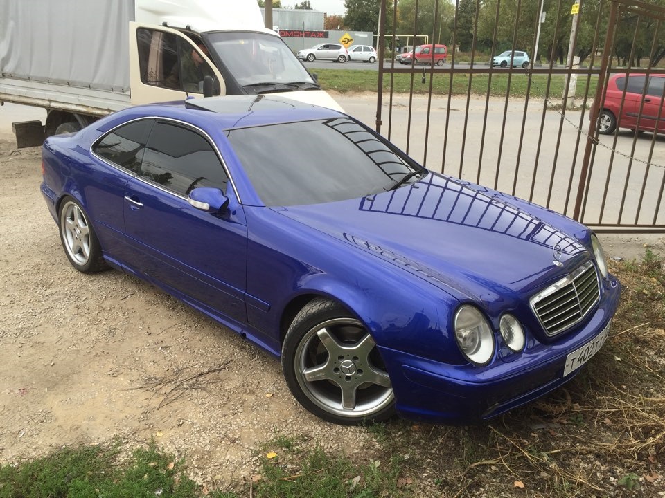 Mercedes Benz CLK 210