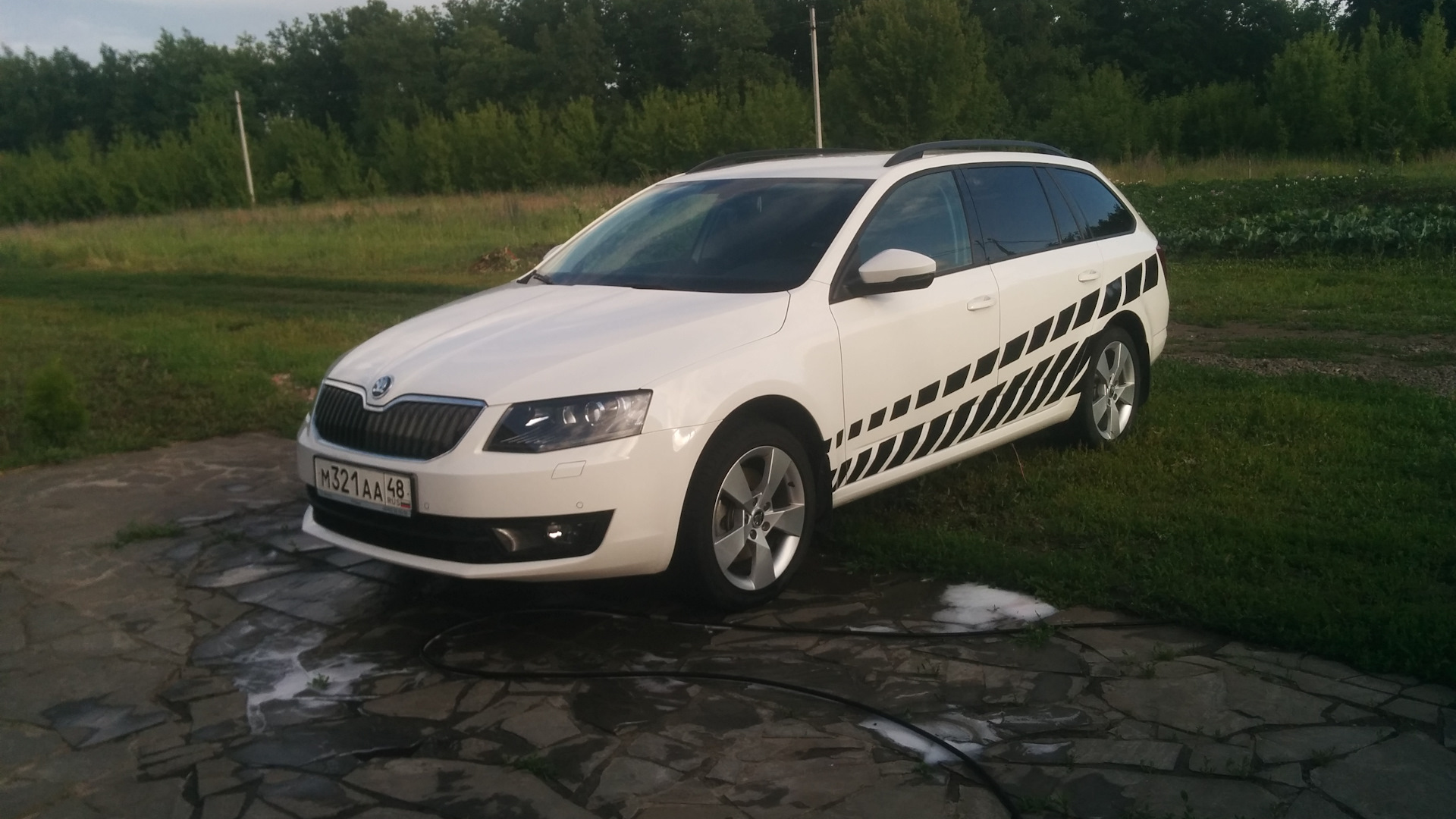 Skoda Octavia Combi A7 Mk3 1.8 бензиновый 2016 | Чешский сарай #bandarevo  на DRIVE2