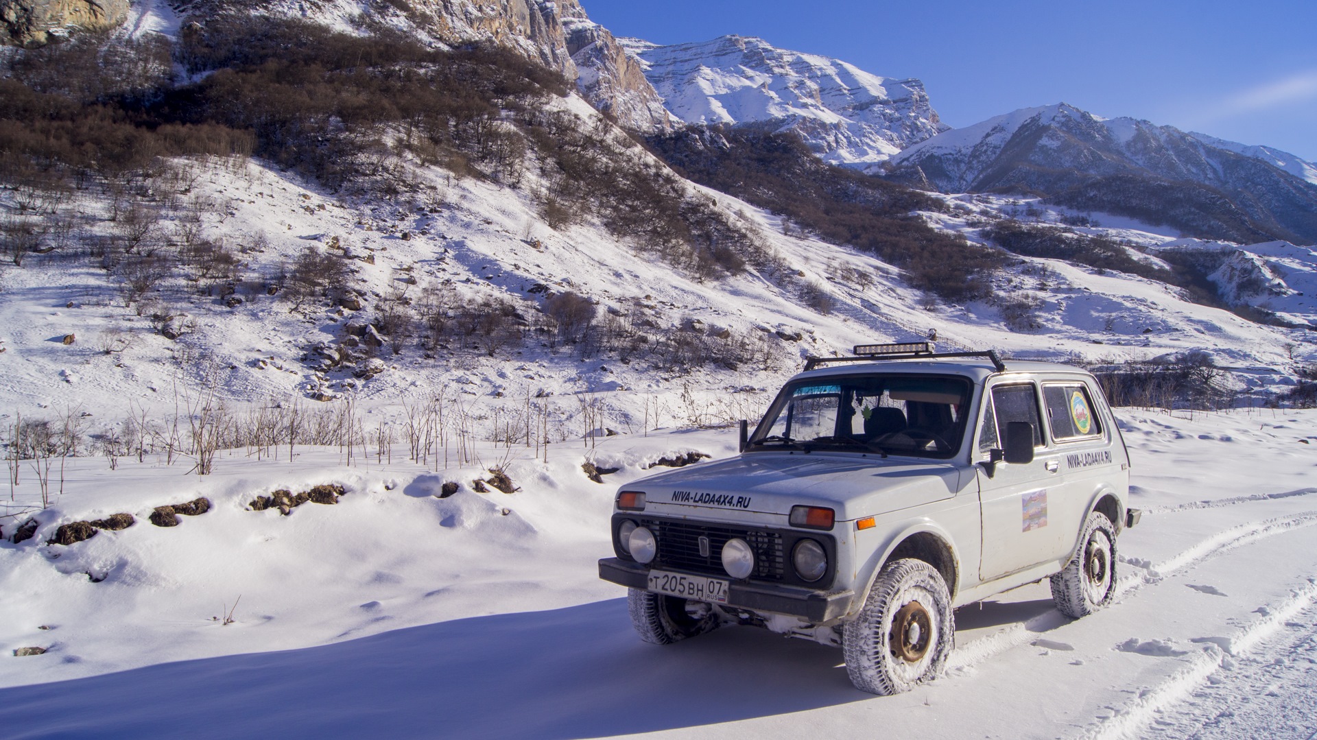 Нива 7. Нива 21213 Экспедиция. Lada Niva Expedition. Нива Эльбрус. Автомобиль Нива в горах.