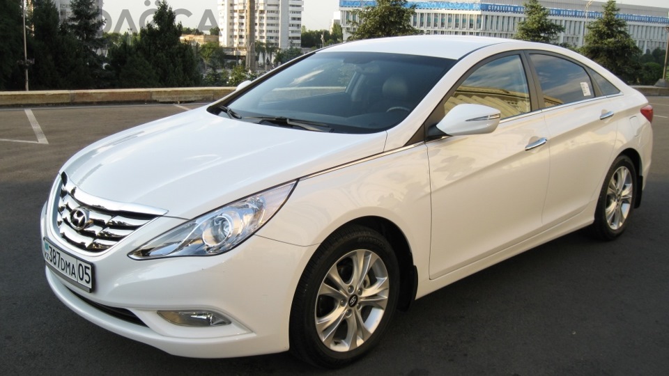 Hyundai sonata белый