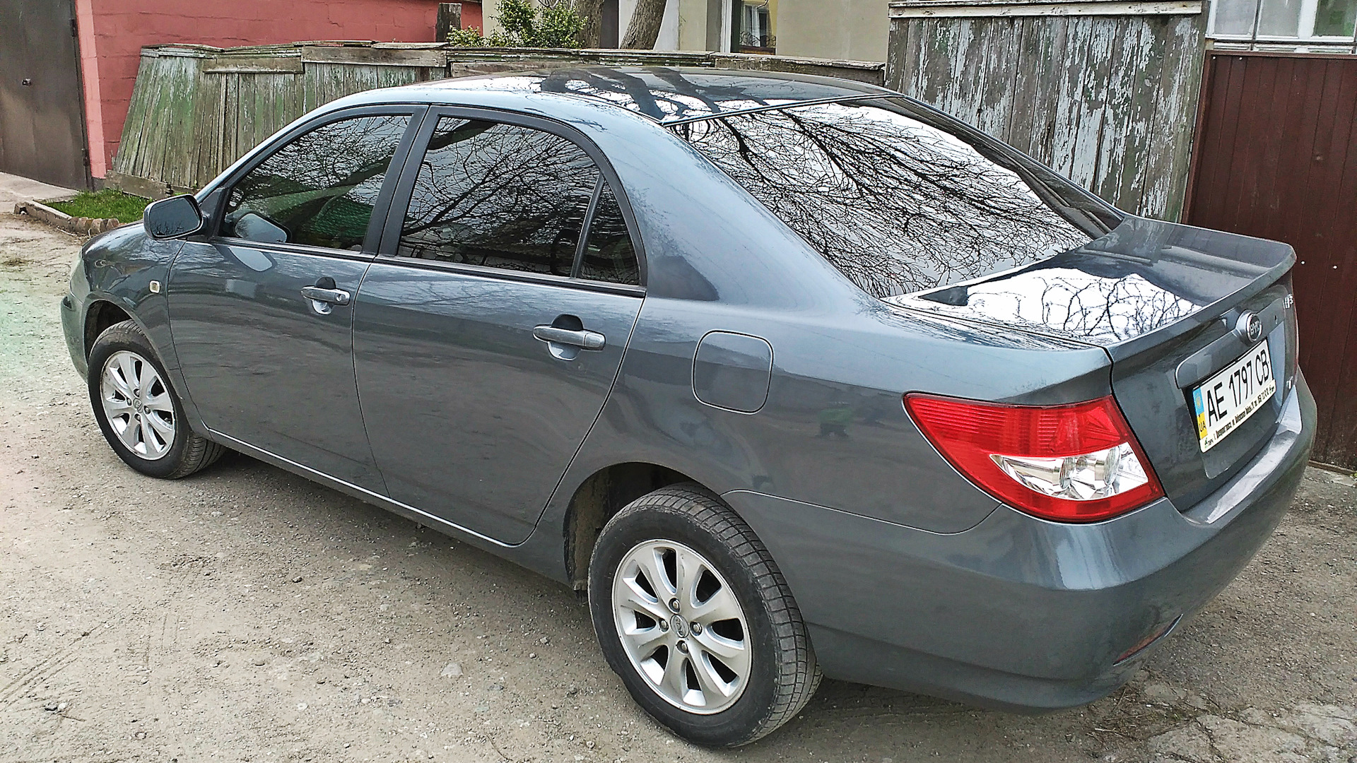 BYD F3 1.5 бензиновый 2012 | на DRIVE2