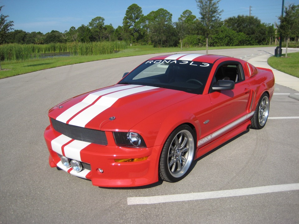 Ford Mustang 2006 Saleen