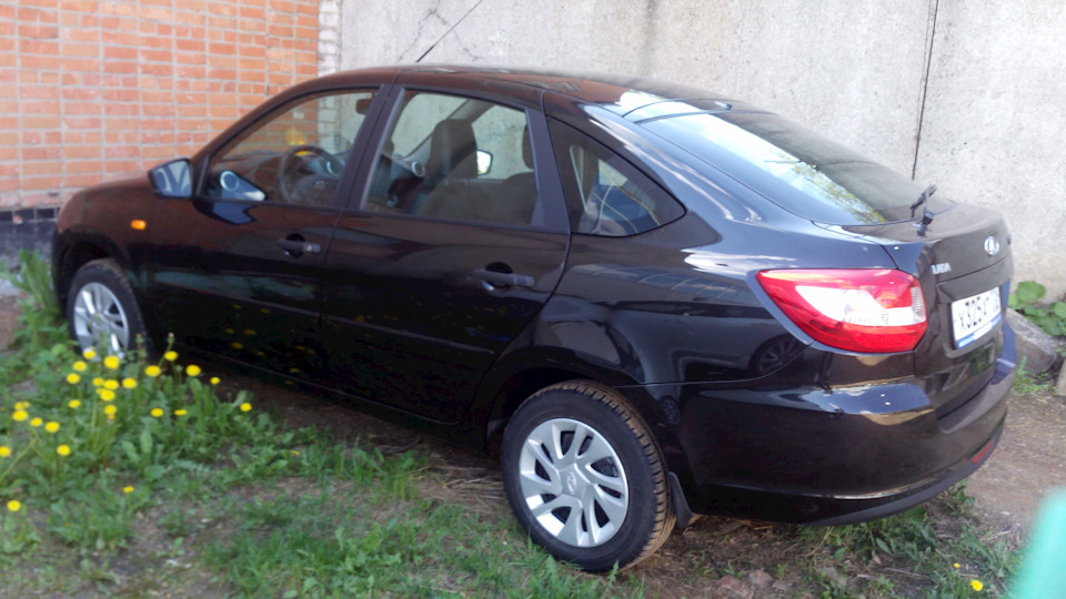 Lada Granta liftback