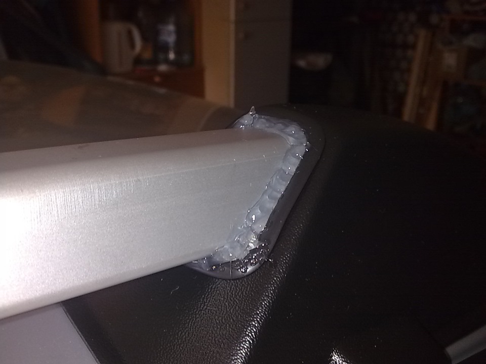 Другая сторона — Lada Granta