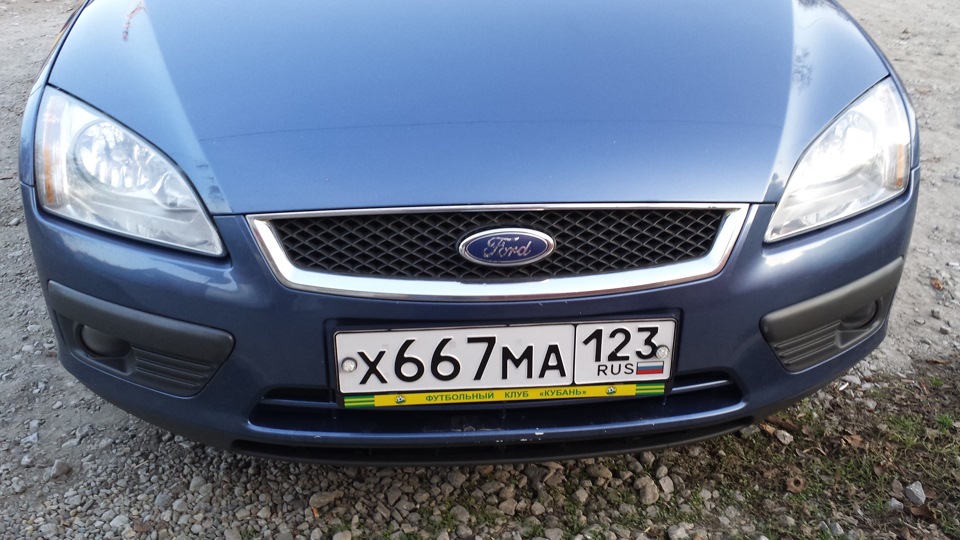 Номерные рамки — Ford Focus Hatchback II, 1,8 л, 2006 года | аксессуары ...