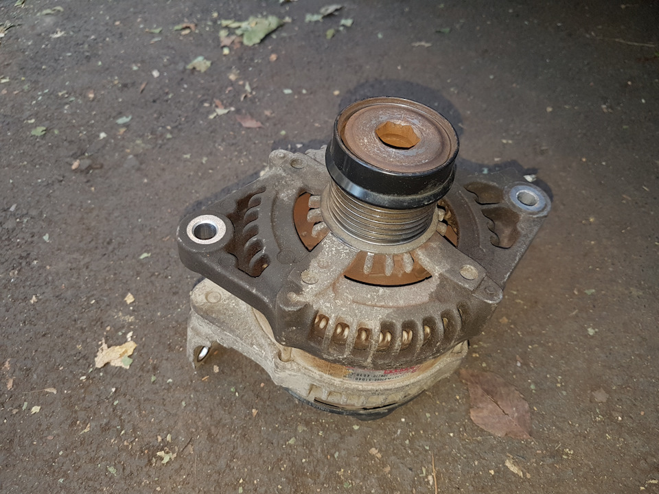 Фото в бортжурнале Toyota Mark X (GRX120)