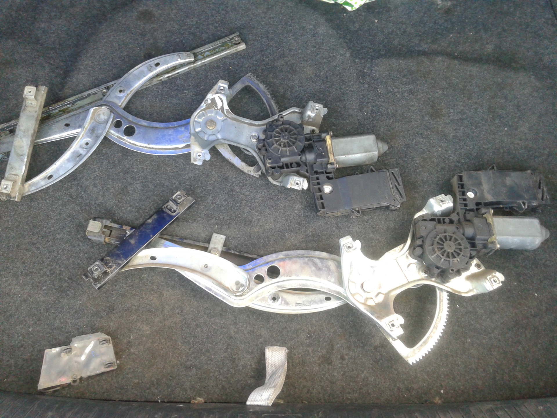 Эсп пассат б4. Эсп пассат б4. Эсп пассат б4. Передний стеклоподъемник пассат б4. Электростеклоподъёмники passat b3.