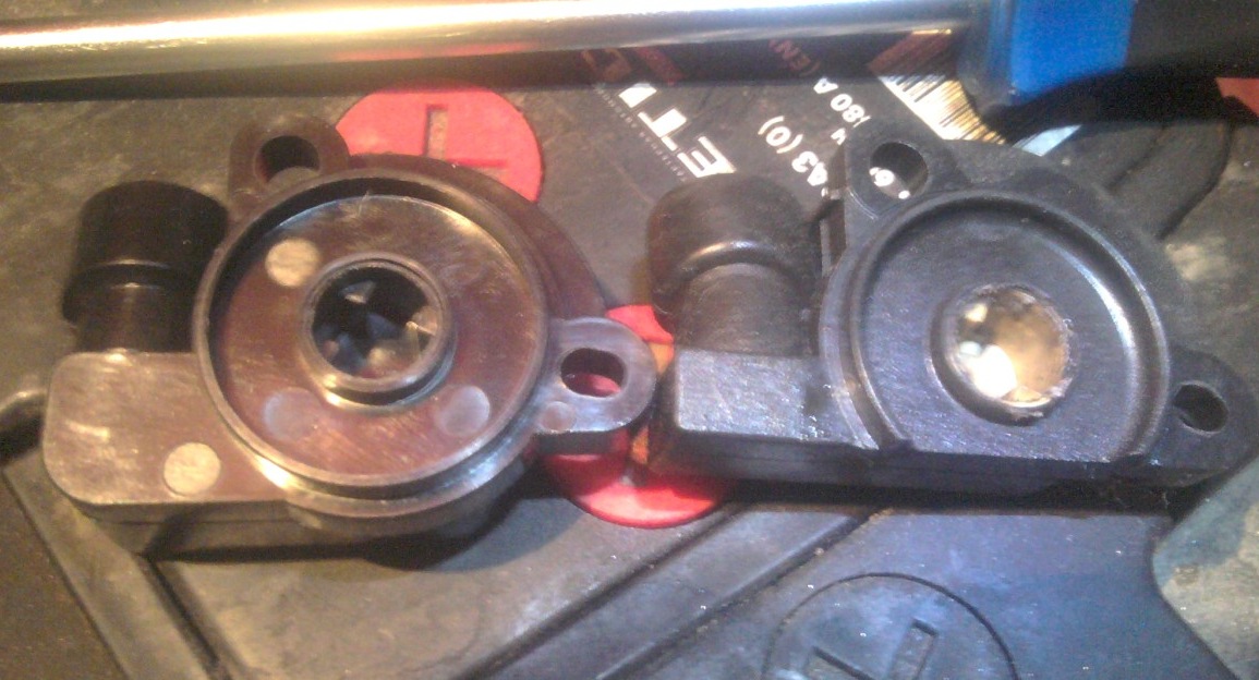 7 и контактный дпдз гольф 3. Как менять датчик дроссельной заслонки. Датчик дроссель заслонка опель. Датчик положения электронной дроссельной заслонки ваз 2114. Как правильно установить датчик дроссельной заслонки.