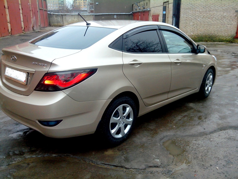 Установка галогенок в подсветку заднего хода — Hyundai Solaris, 1,6 л ...