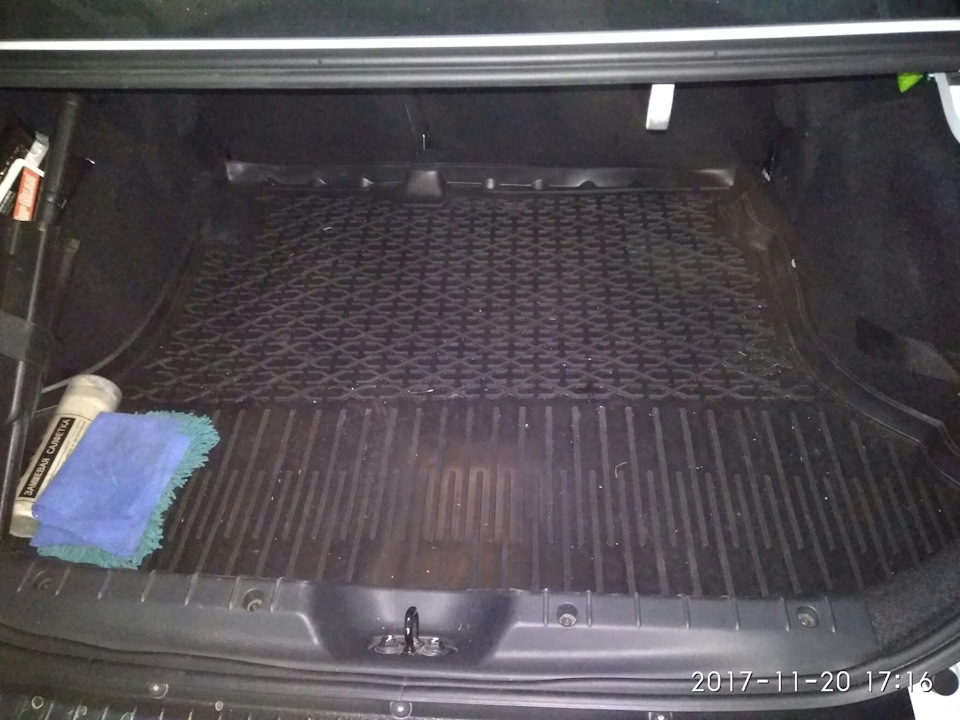 Про конденсат в багажнике — Lada Vesta, 1,6 л, 2017 года | наблюдение ...