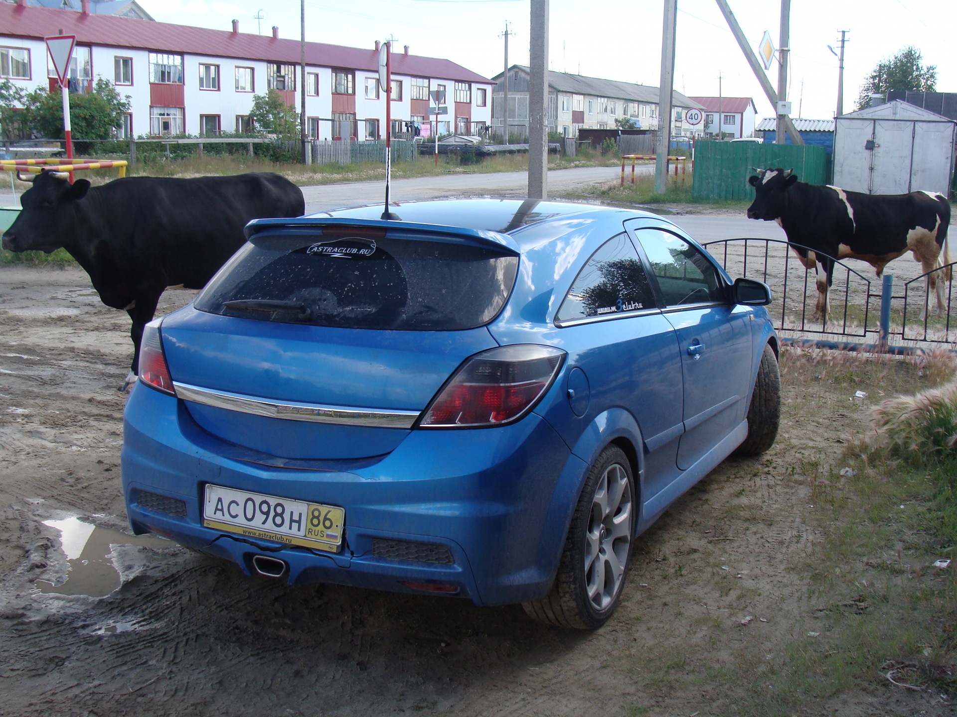 Фото в бортжурнале Opel Astra H OPC