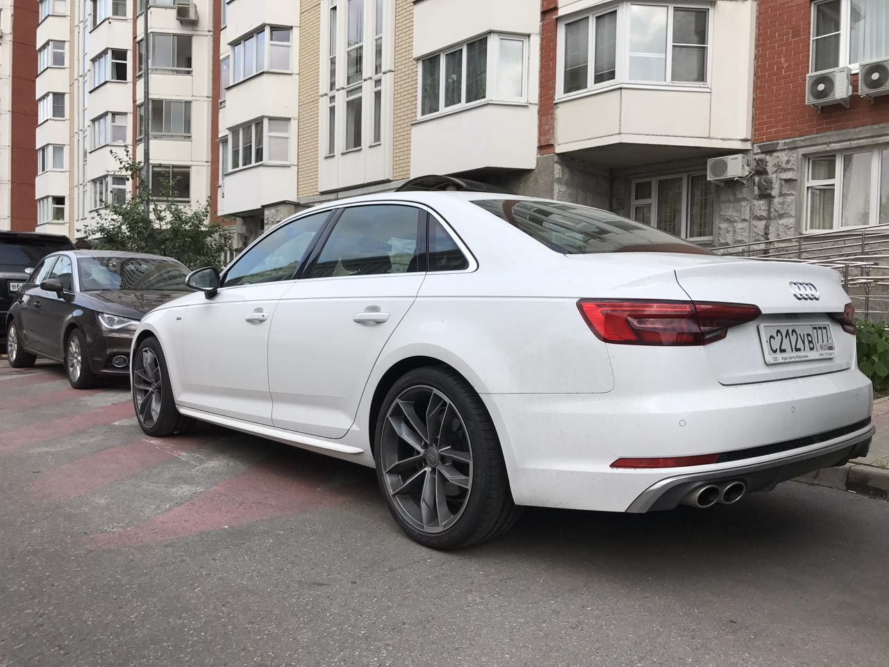 50 r19. Ауди а4 б9 r20. Audi a4 b9 r18. Audi a4 s-line b9 r19. Audi a4 b9 диски r19.