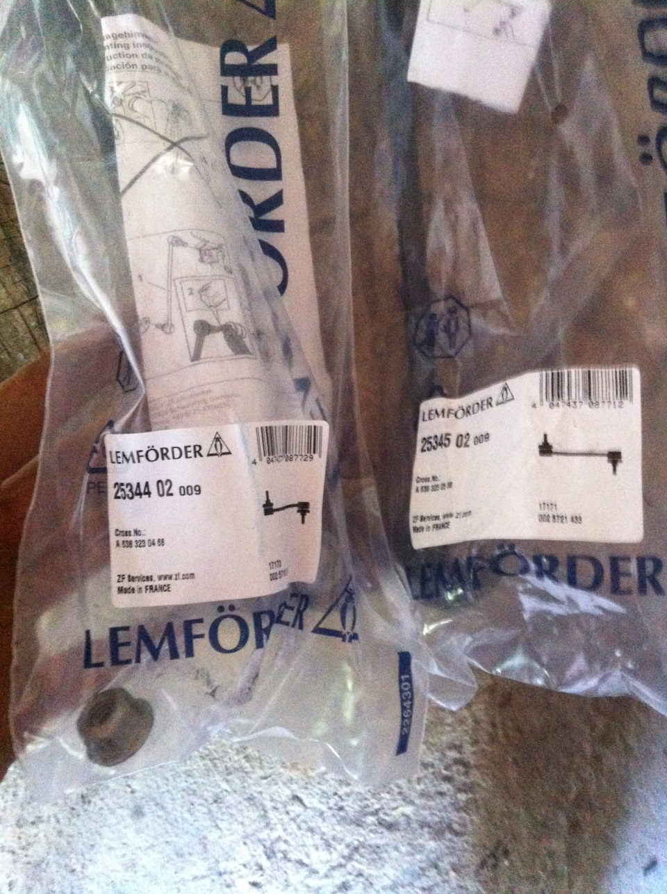 Замена тяг стабилизатора — Mercedes-Benz Vito (1G), 2,2 л, 2001 года ...