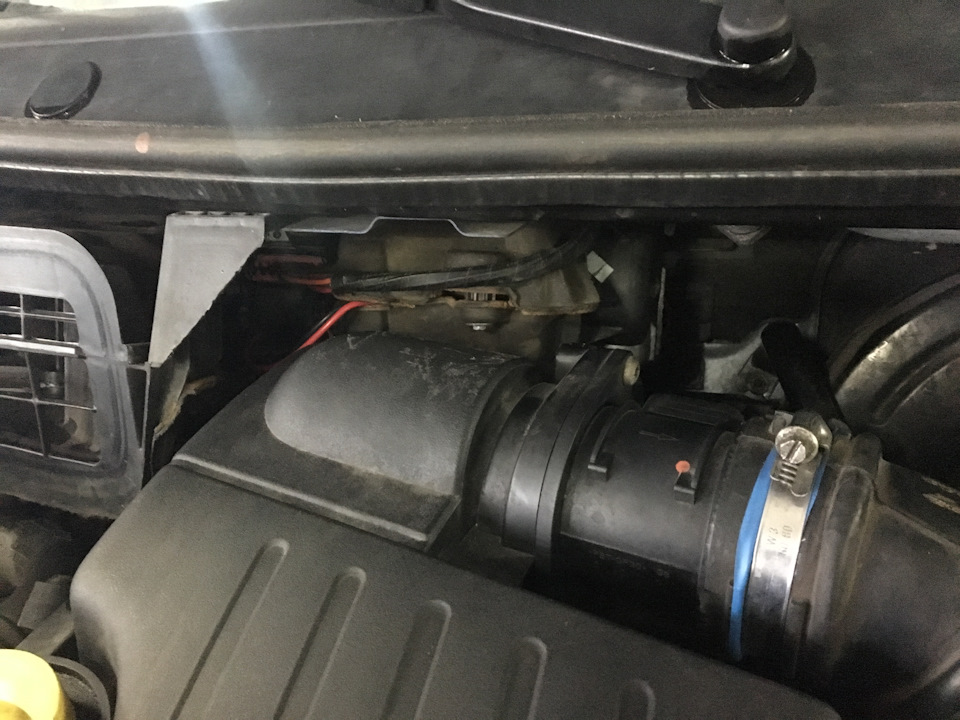 Замена реостата(резистора) печки — Renault Trafic (2G), 2 л, 2006 года ...