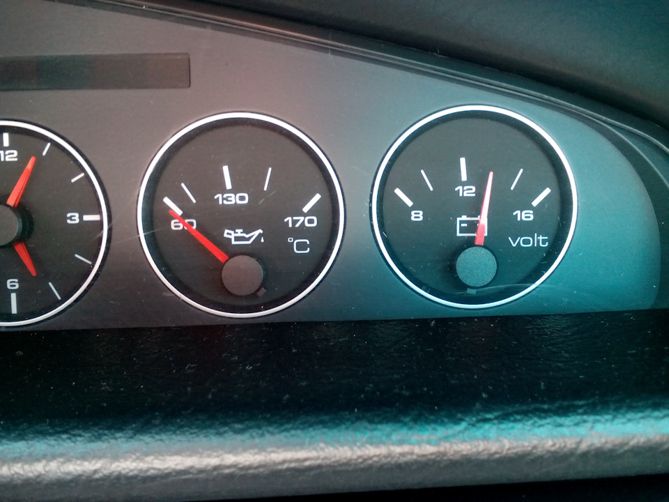 Слабая зарядка 12.8 в. — Audi A6 Avant (C4), 2,5 л, 1995 года | своими ...