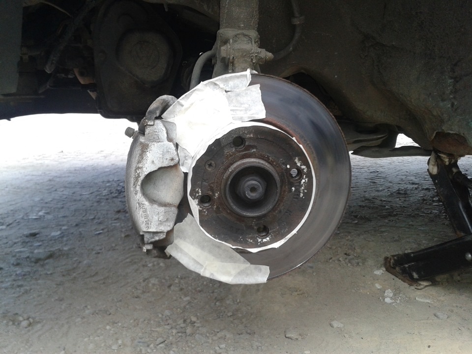 23.Тормозные барабаны и суппорта — Volkswagen Golf Mk3, 1,4 л, 1992 ...