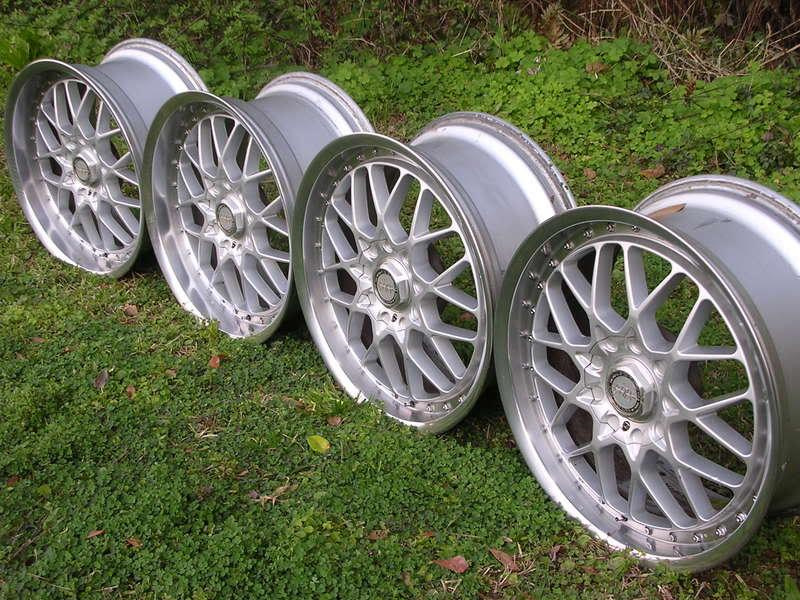 希少！RAYS VESTA EINS KAHN 2深リム　廃盤　スタッドレス 希少！RAYS VESTA EINS KAHN 2深リム 廃盤 スタッドレス 【公式通販】