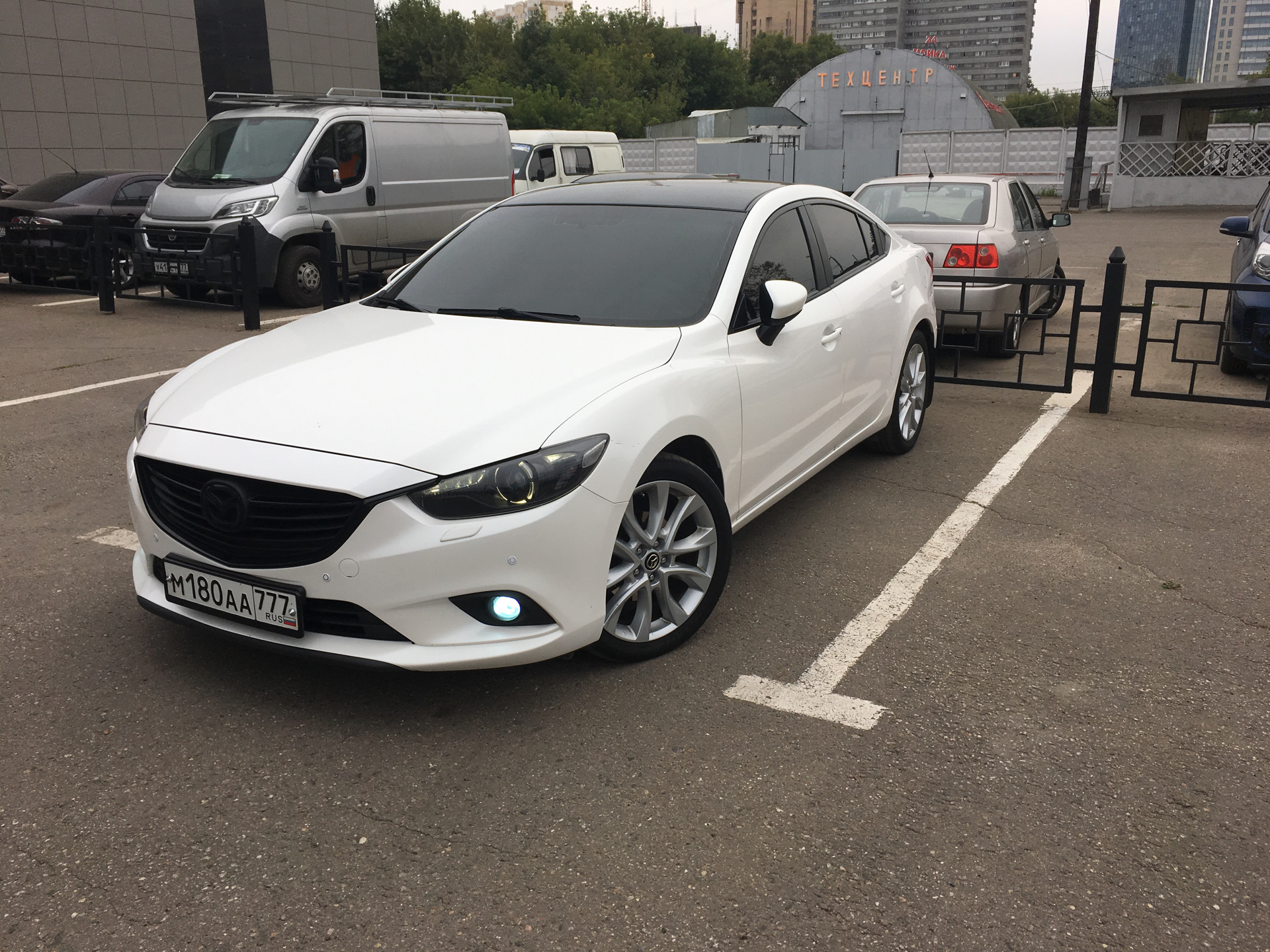 Тонировка по кругу — Mazda 6 (3G) GJ, 2,5 л, 2013 года | стайлинг | DRIVE2