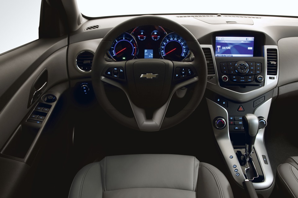 Chevrolet cruze интерьер