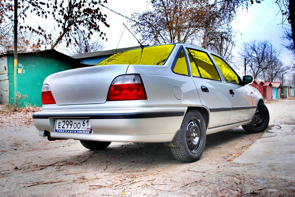 Желтая тонировка — Daewoo Nexia (2G), 1,5 л, 2007 года | тюнинг | DRIVE2