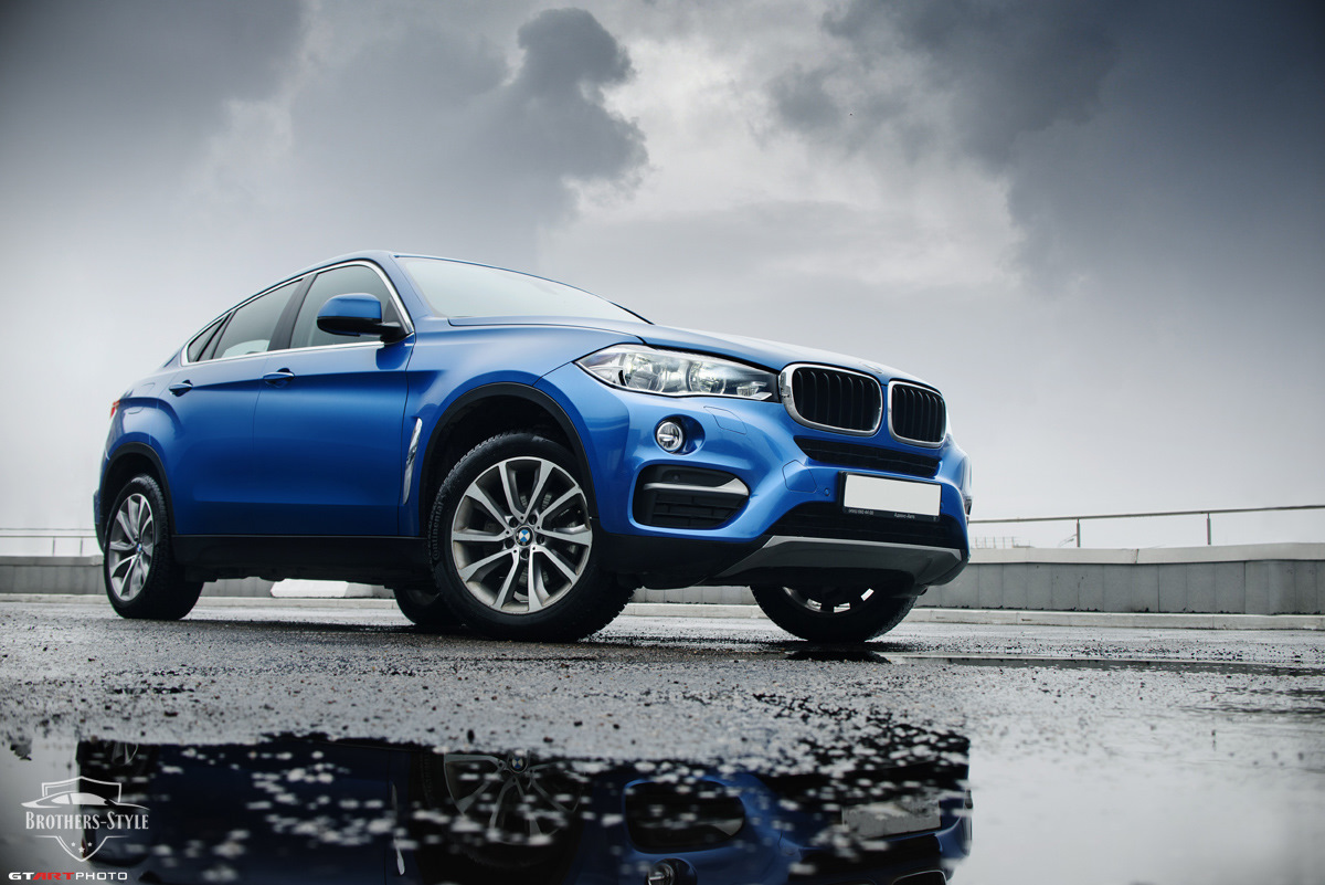 BMW x6 темно синий