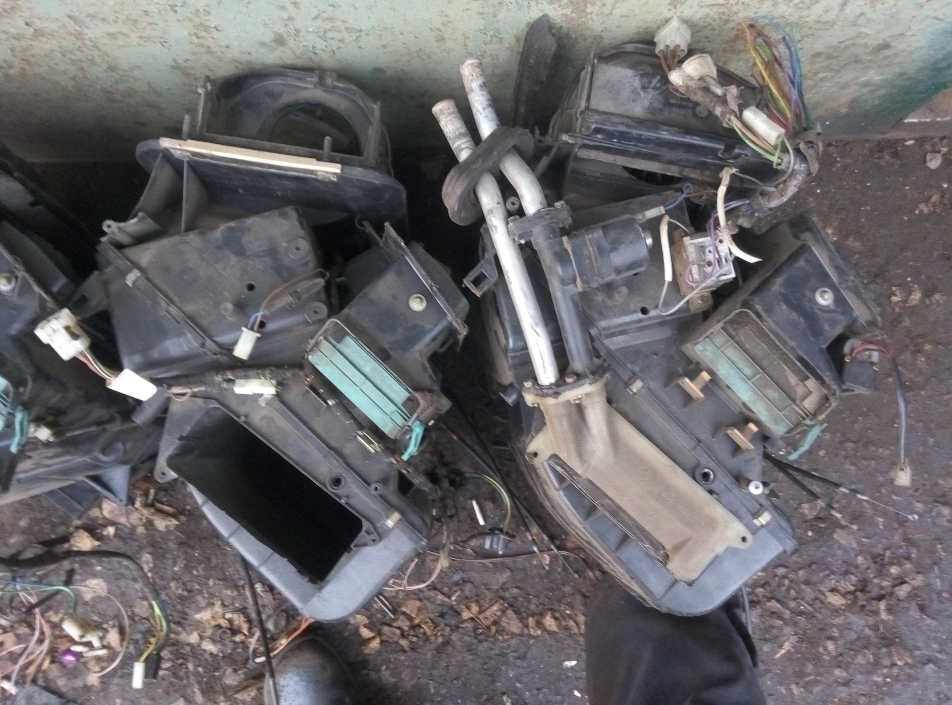 печка бмв е30. кондиционер и печка в бмв е30. краник печки бмв е30. корпус печки бмв е36. кондиционер бмв е34.