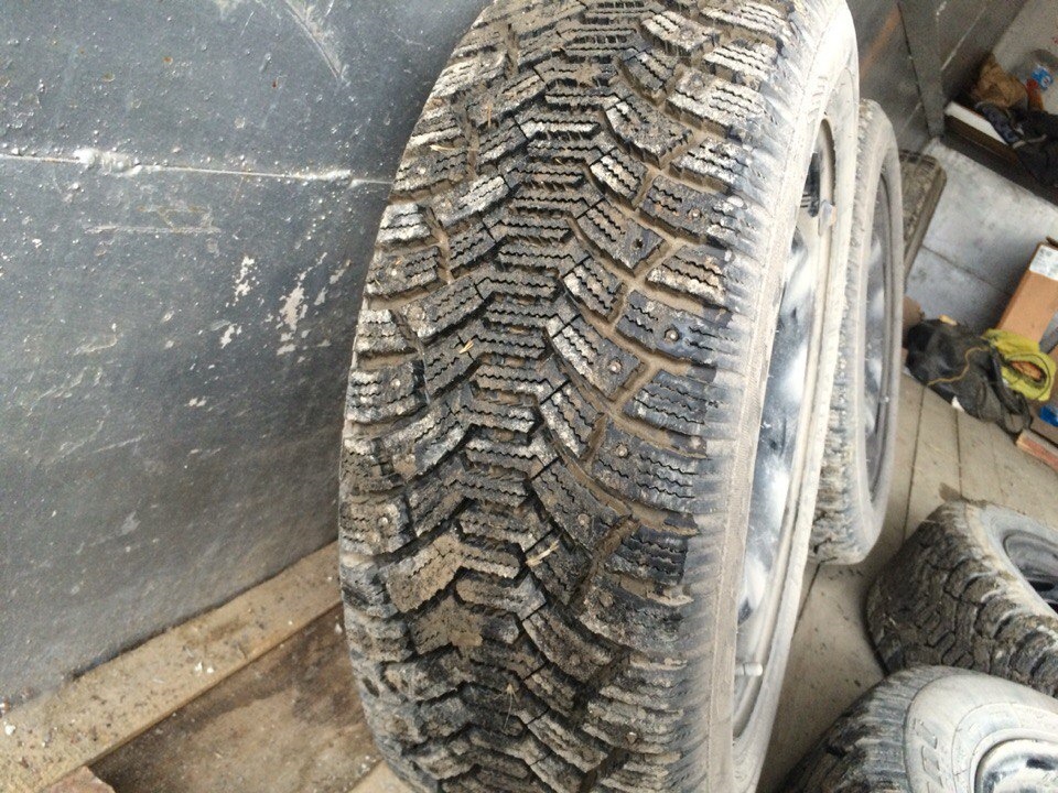 Шины летние Cordiant 205/55 R16, штампованные диски Volkswagen 16 ET50 ...