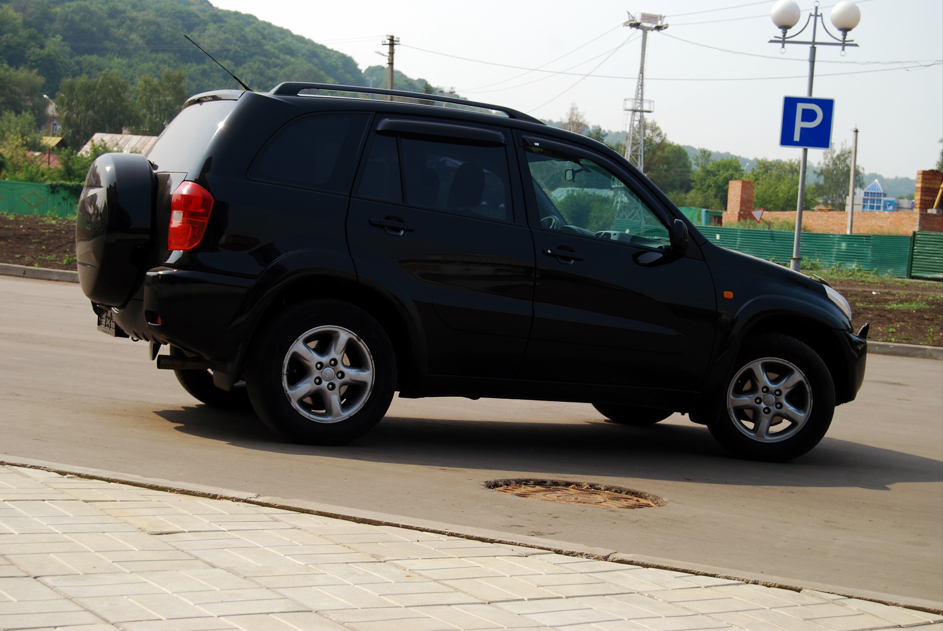      Toyota RAV4 20 2003 